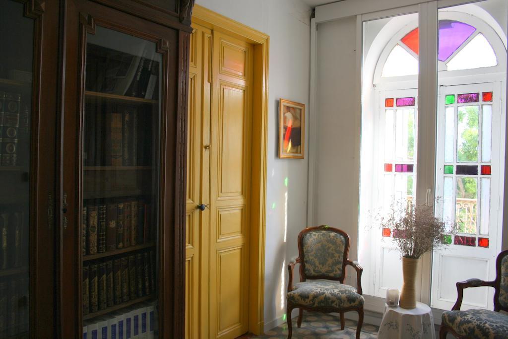 Mas De Bellegou Bed & Breakfast Portiragnes Room photo